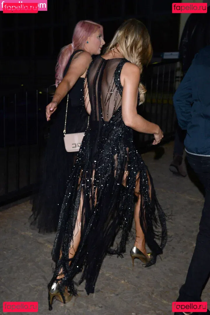 Joanna Krupa Onlyfans Photo Gallery 