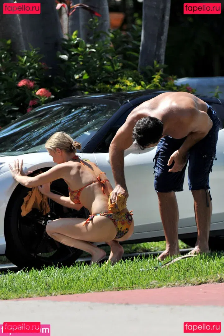 Joanna Krupa Onlyfans Photo Gallery 