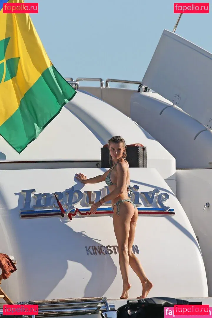 Joanna Krupa Onlyfans Photo Gallery 