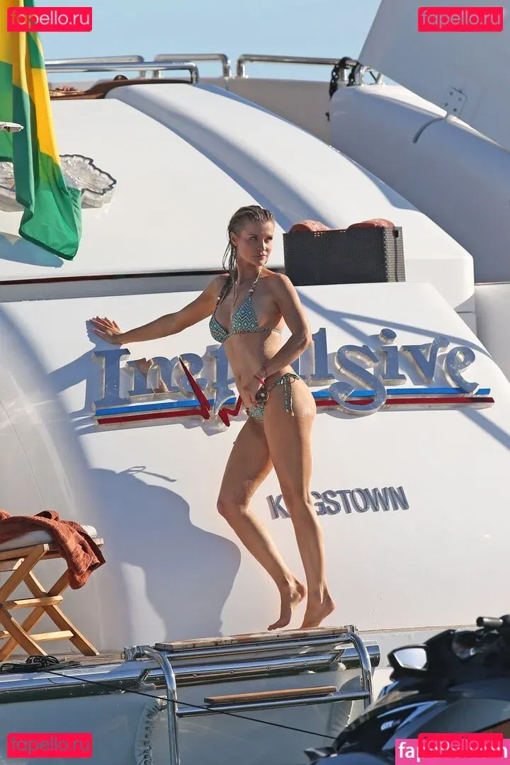 Joanna Krupa Onlyfans Photo Gallery 