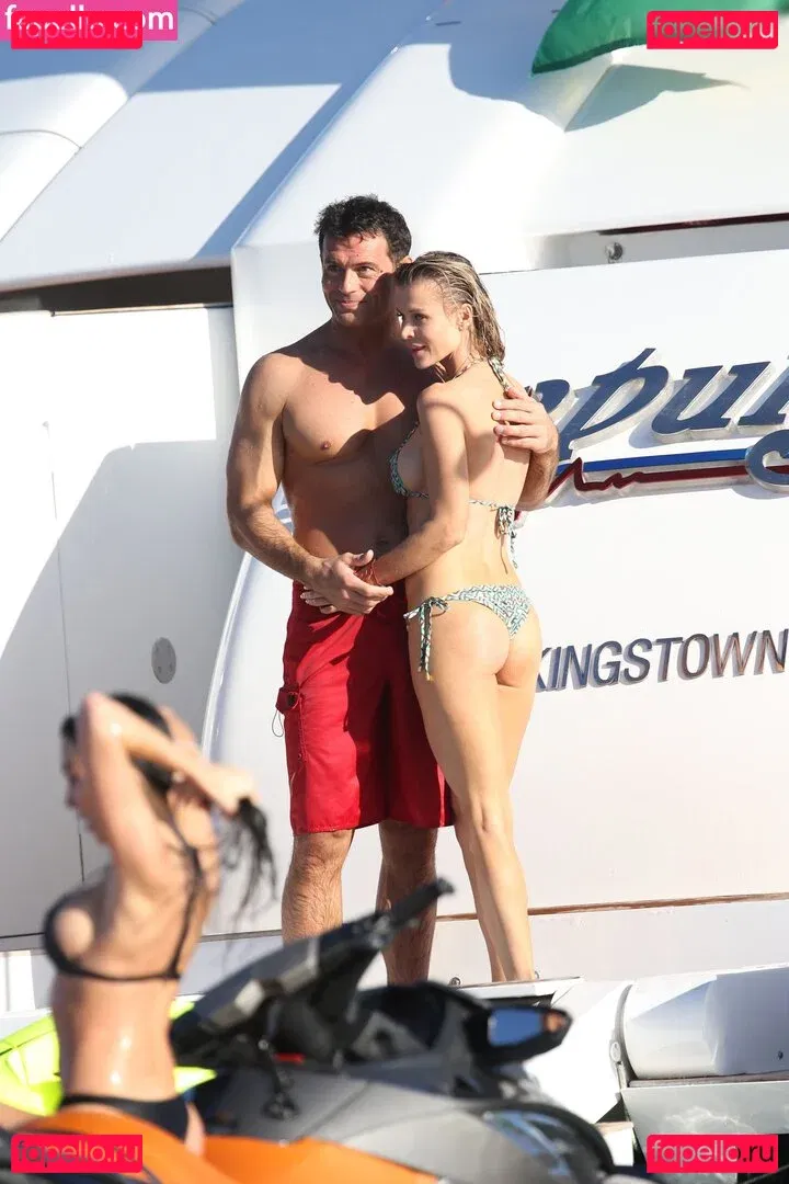 Joanna Krupa Onlyfans Photo Gallery 