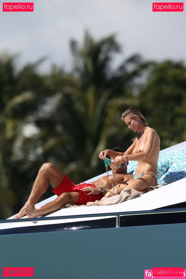 Joanna Krupa Onlyfans Photo Gallery 