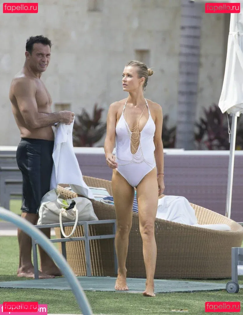 Joanna Krupa Onlyfans Photo Gallery 