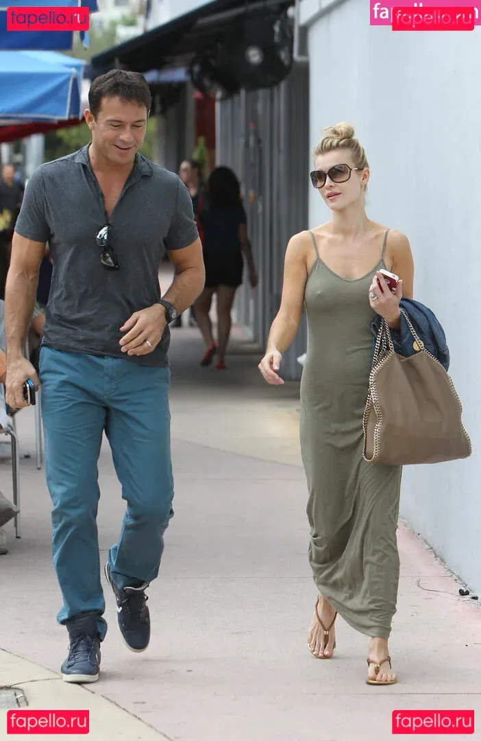 Joanna Krupa Onlyfans Photo Gallery 