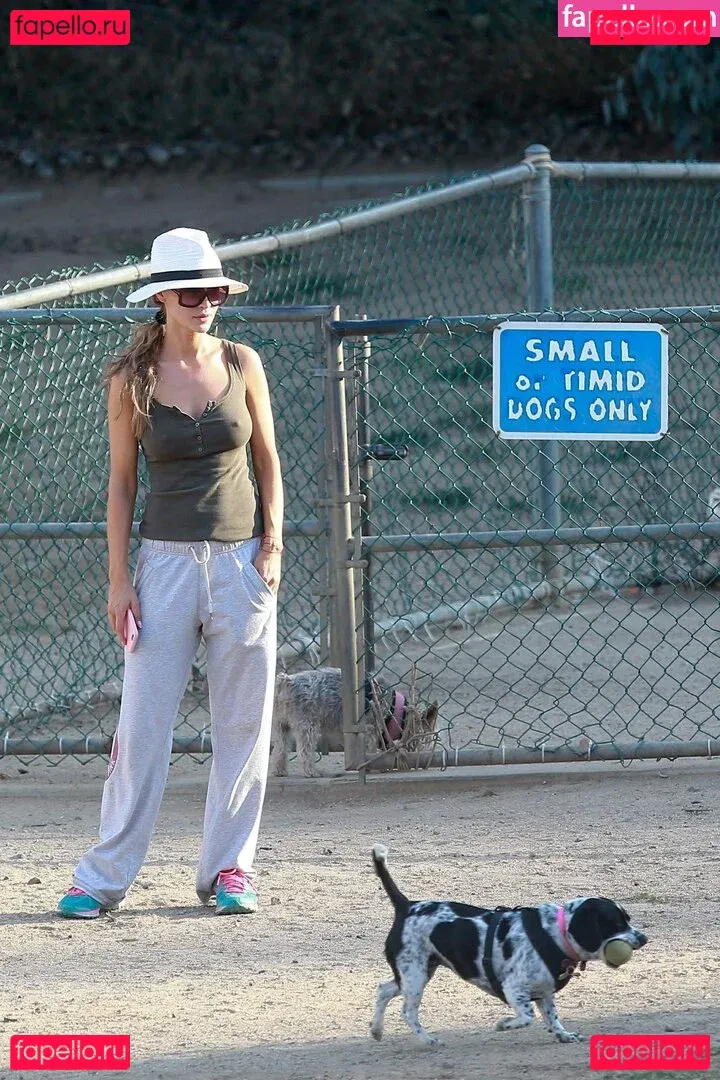 Joanna Krupa Onlyfans Photo Gallery 