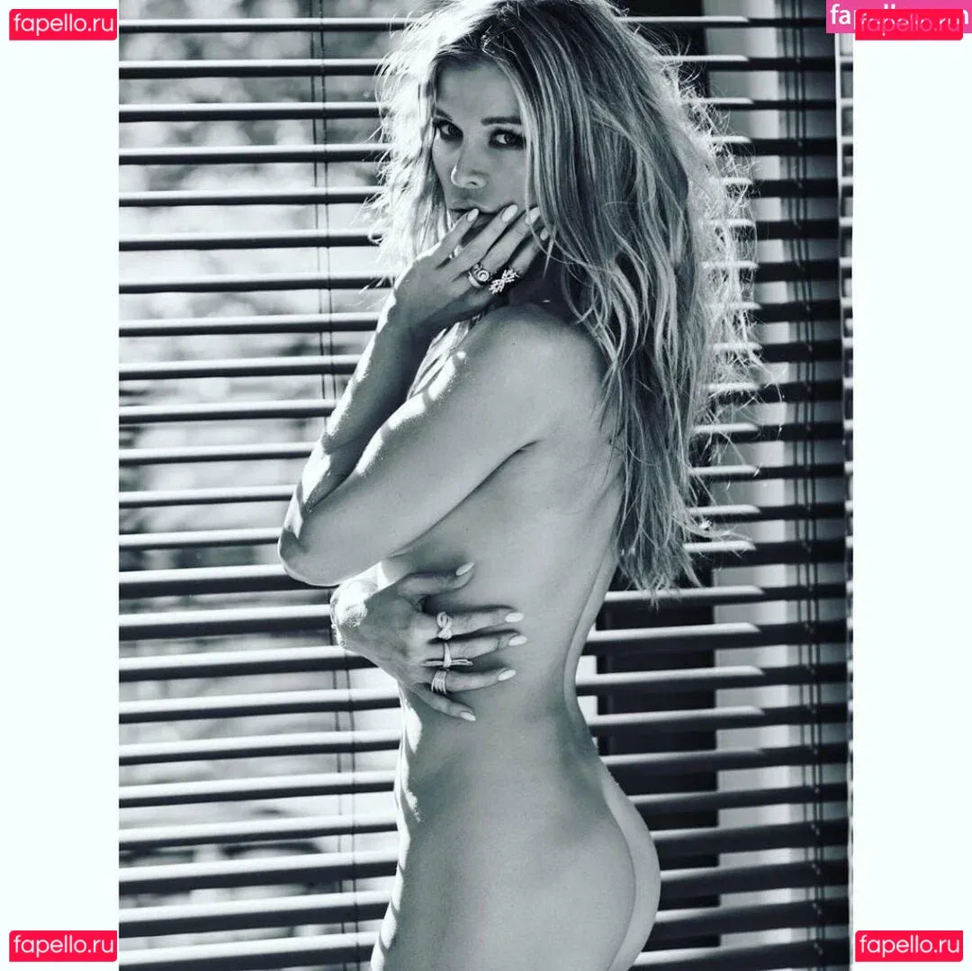 Joanna Krupa Onlyfans Photo Gallery 