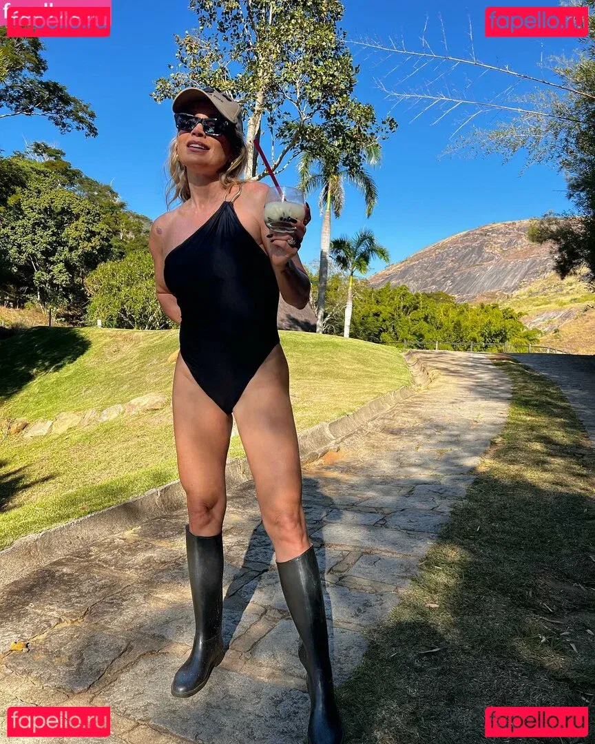 Flavia Alessandra Onlyfans Photo Gallery 