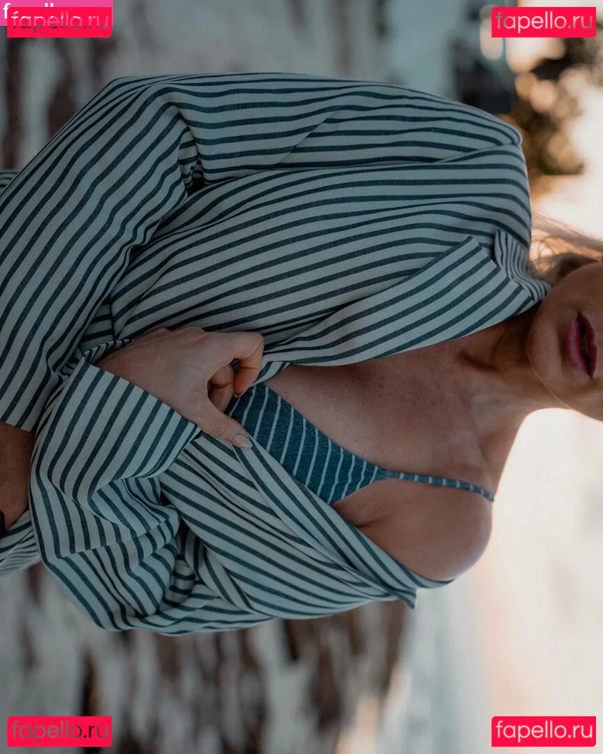 Flavia Alessandra Onlyfans Photo Gallery 