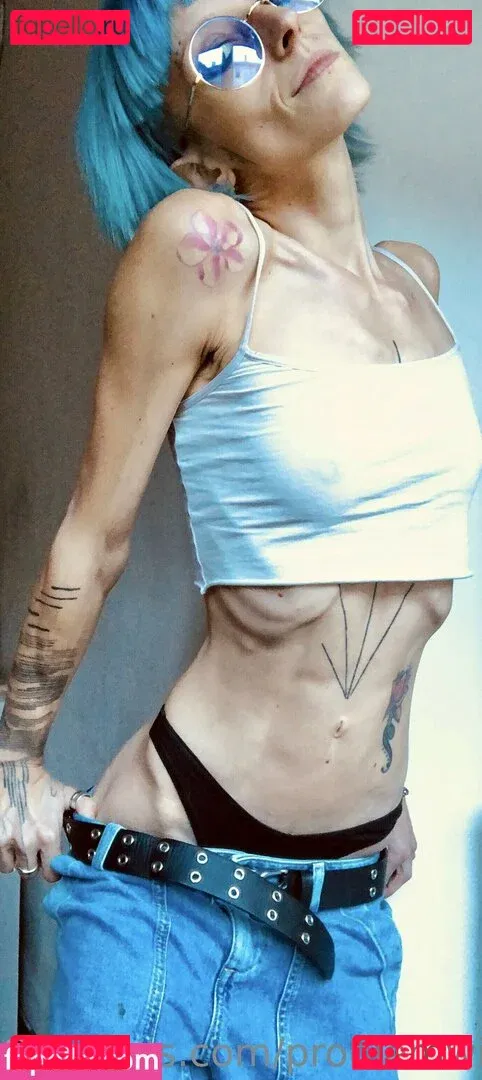 problemwiththesun Onlyfans Photo Gallery 