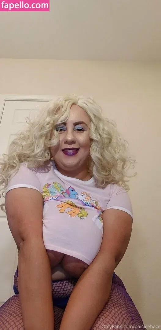 paisleehaze Onlyfans Photo Gallery 