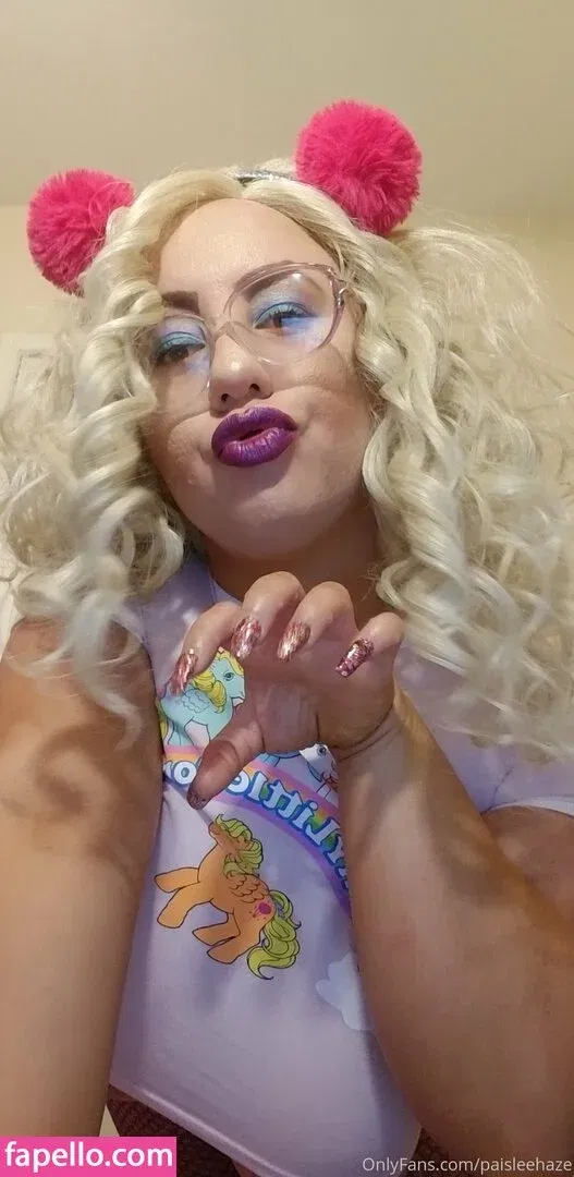 paisleehaze Onlyfans Photo Gallery 