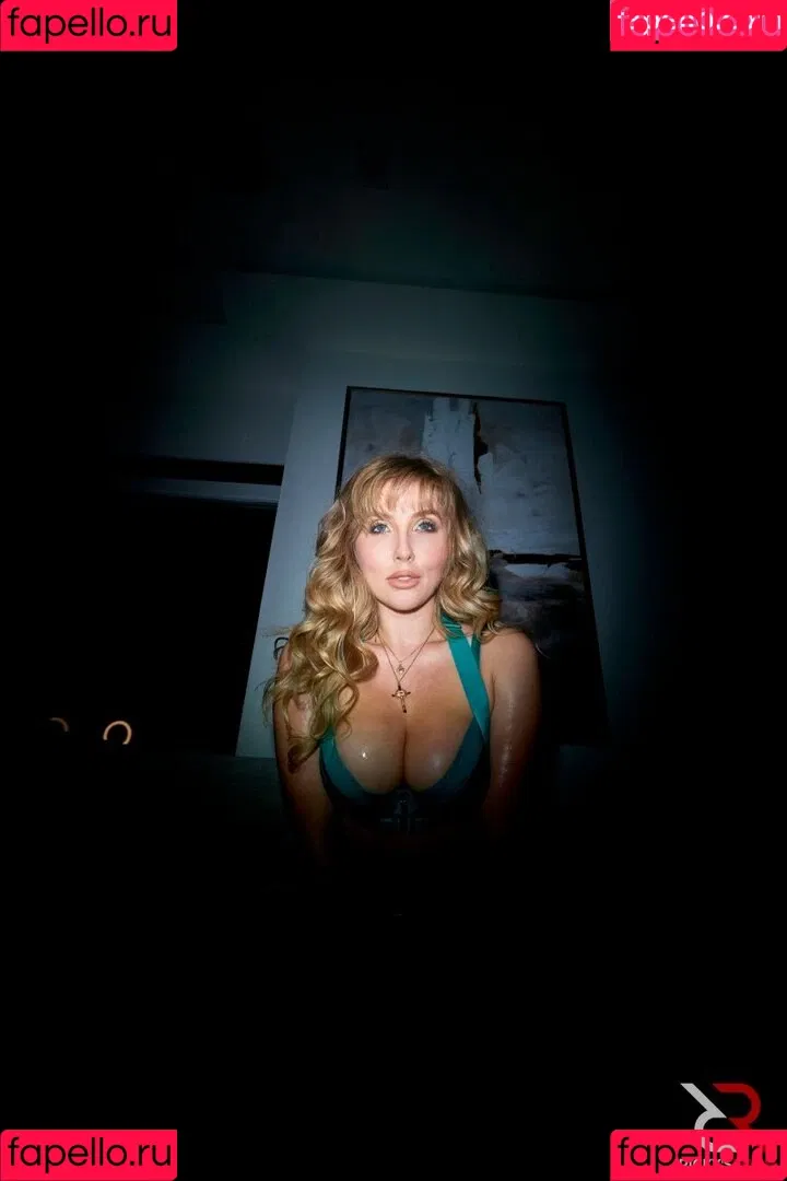 Lena Paul Onlyfans Photo Gallery 