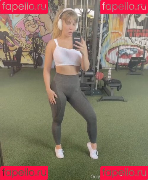 Lena Paul Onlyfans Photo Gallery 