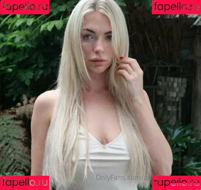 aprilsummersvip Onlyfans Photo Gallery 