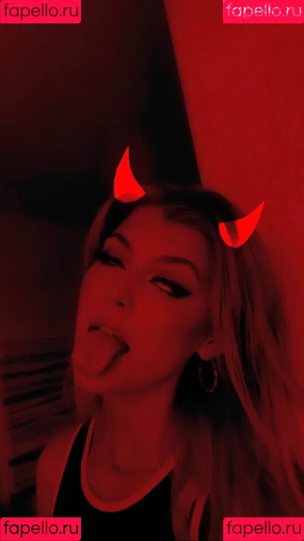Loren Gray Onlyfans Photo Gallery 