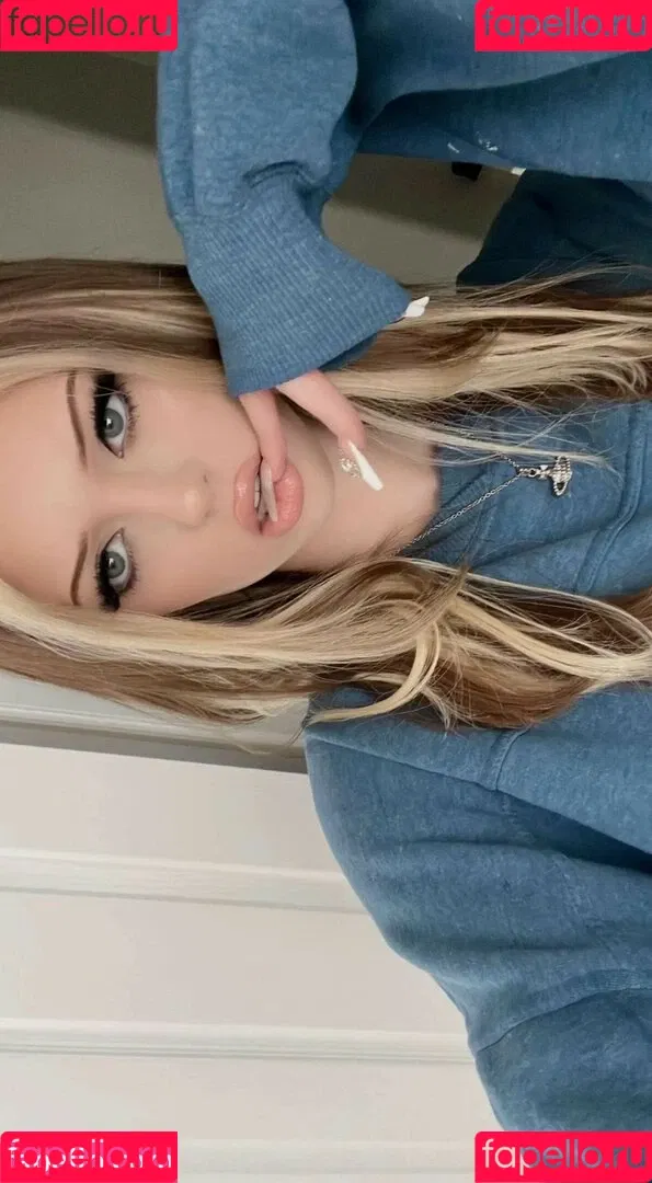 Loren Gray Onlyfans Photo Gallery 