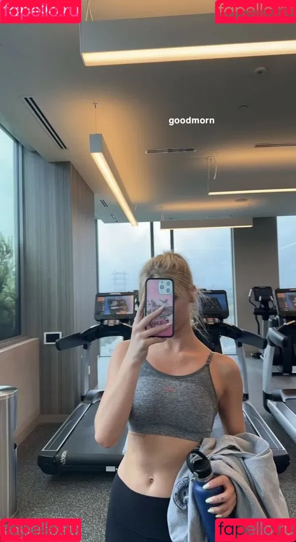 Loren Gray Onlyfans Photo Gallery 