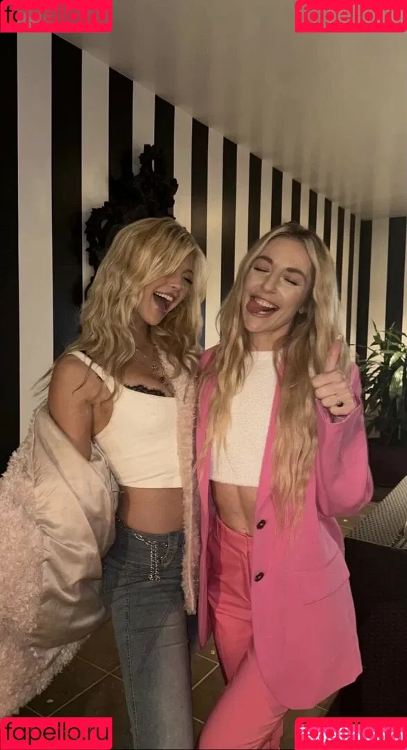 Loren Gray Onlyfans Photo Gallery 