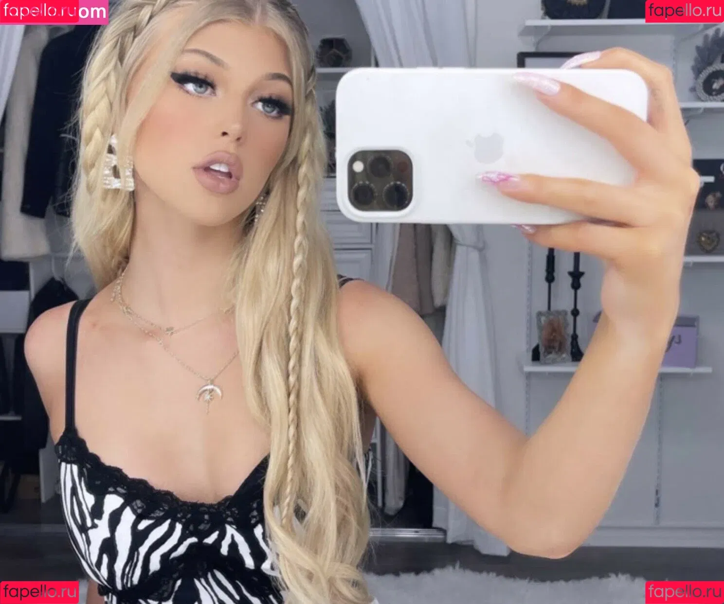 Loren Gray Onlyfans Photo Gallery 