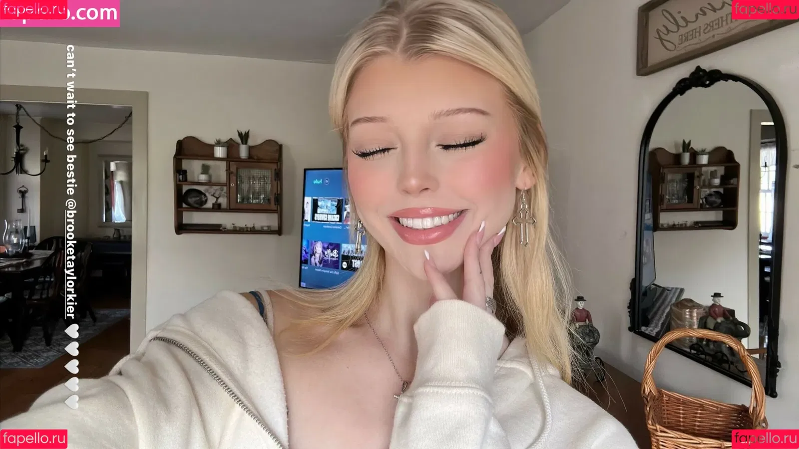 Loren Gray Onlyfans Photo Gallery 