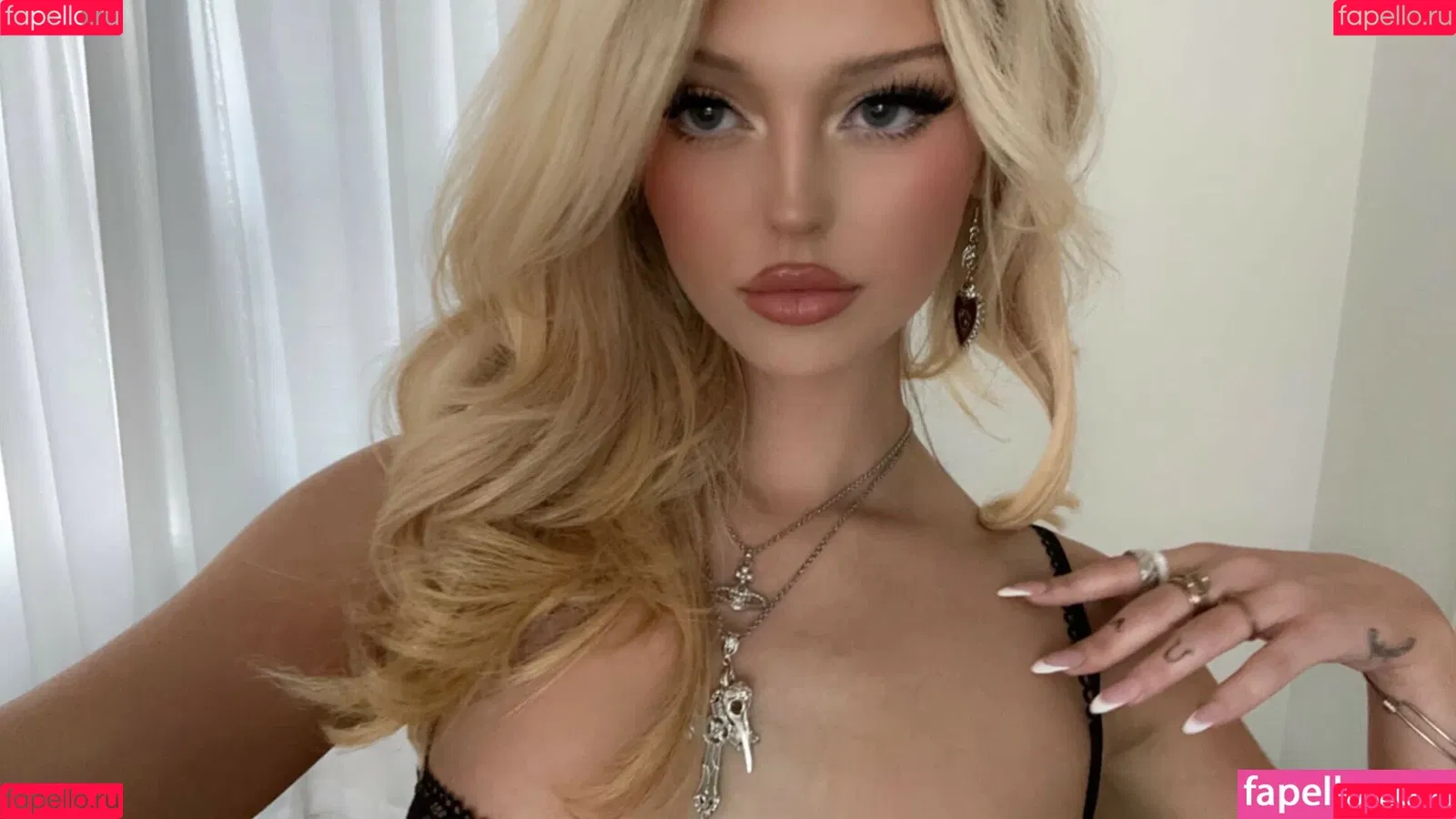 Loren Gray Onlyfans Photo Gallery 