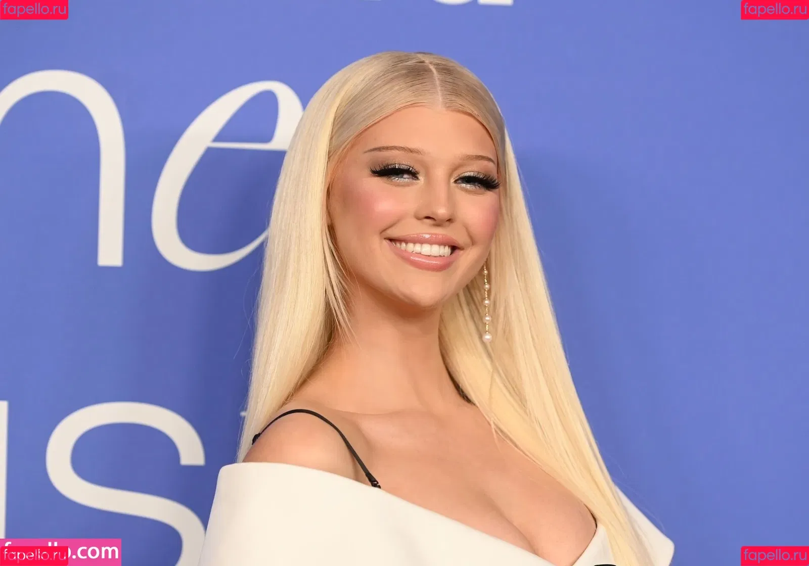 Loren Gray Onlyfans Photo Gallery 