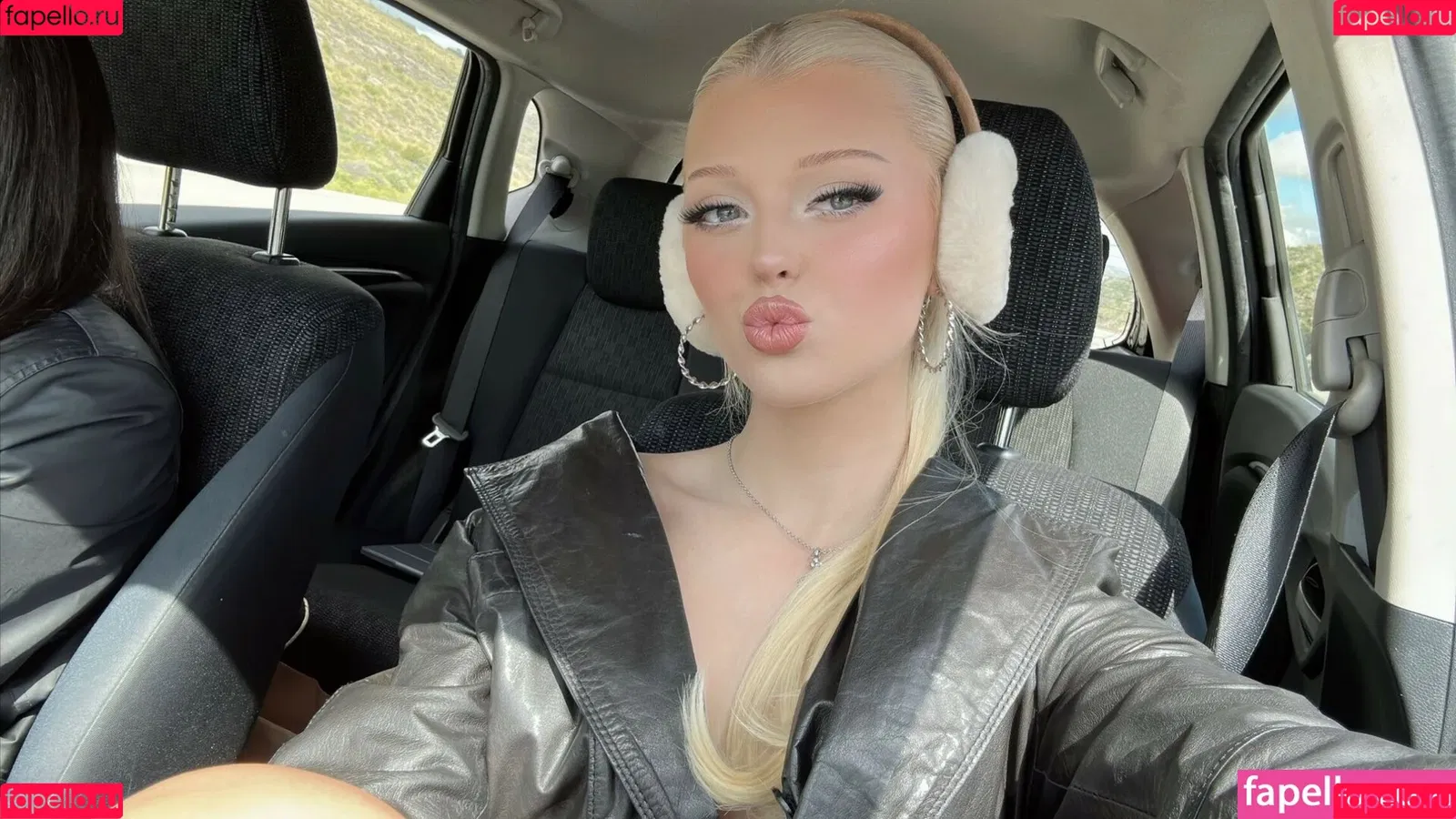 Loren Gray Onlyfans Photo Gallery 