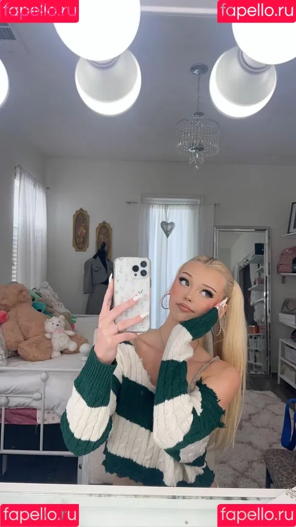 Loren Gray Onlyfans Photo Gallery 