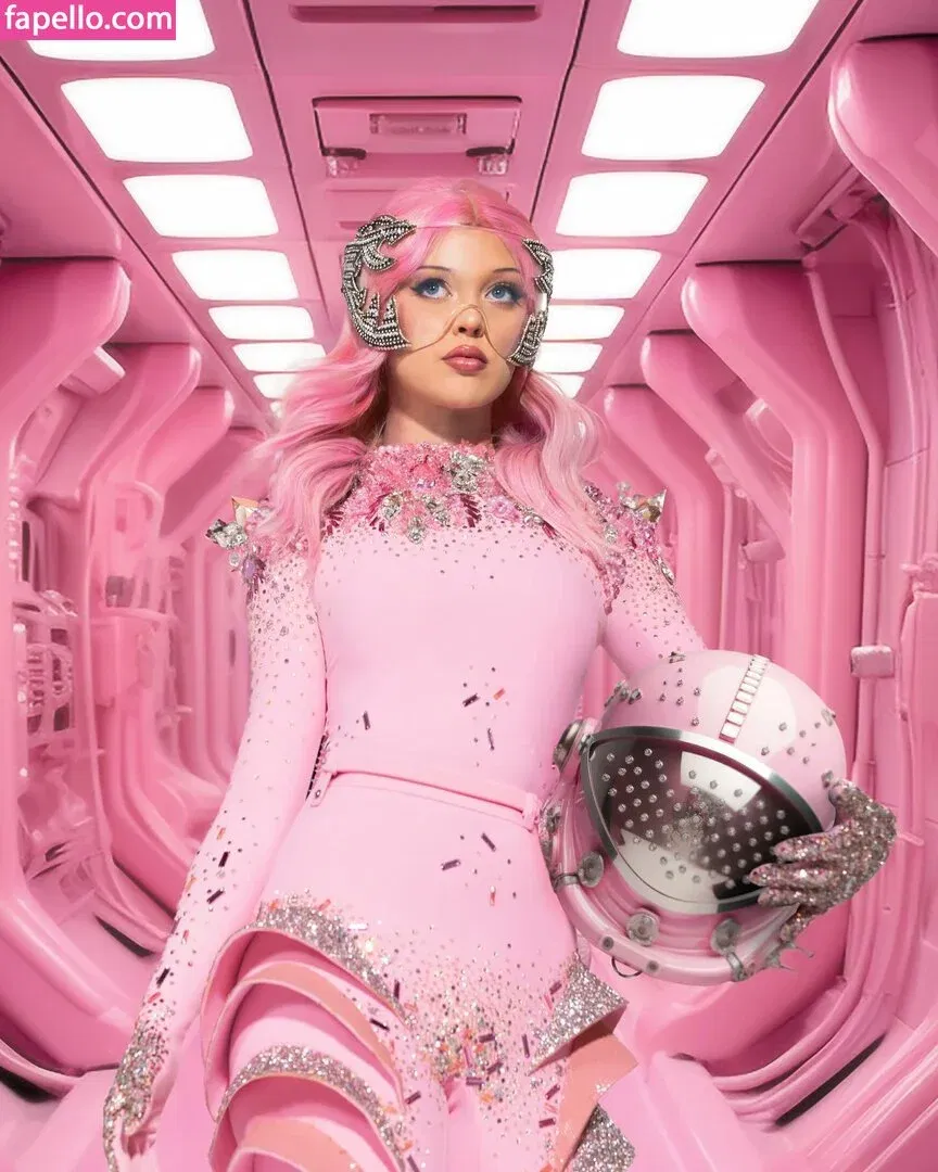 Loren Gray Onlyfans Photo Gallery 