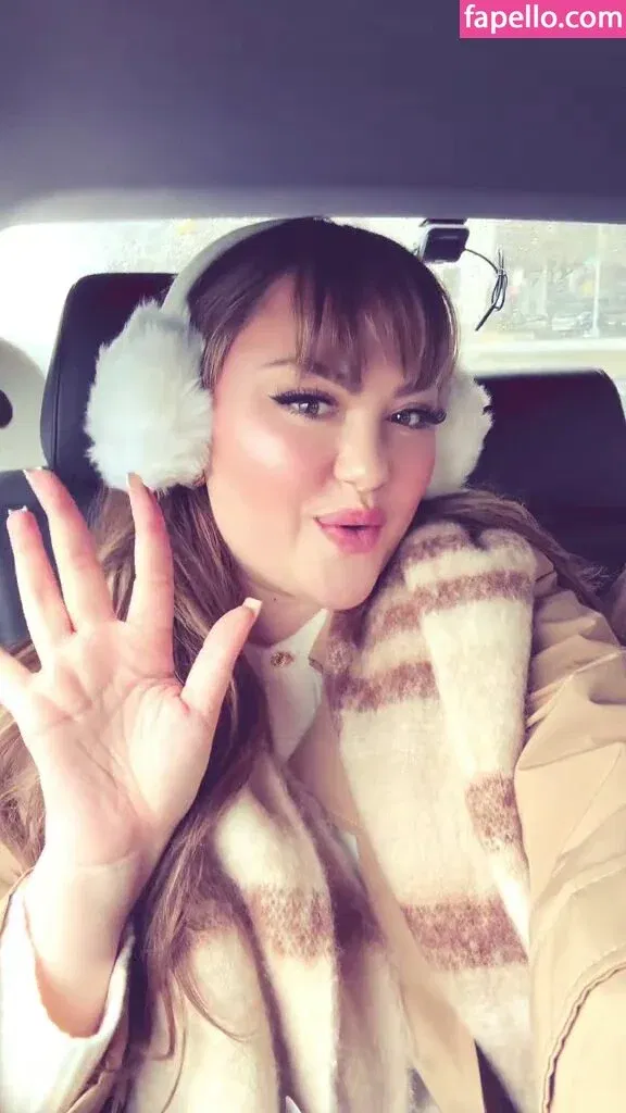 Loren Gray Onlyfans Photo Gallery 