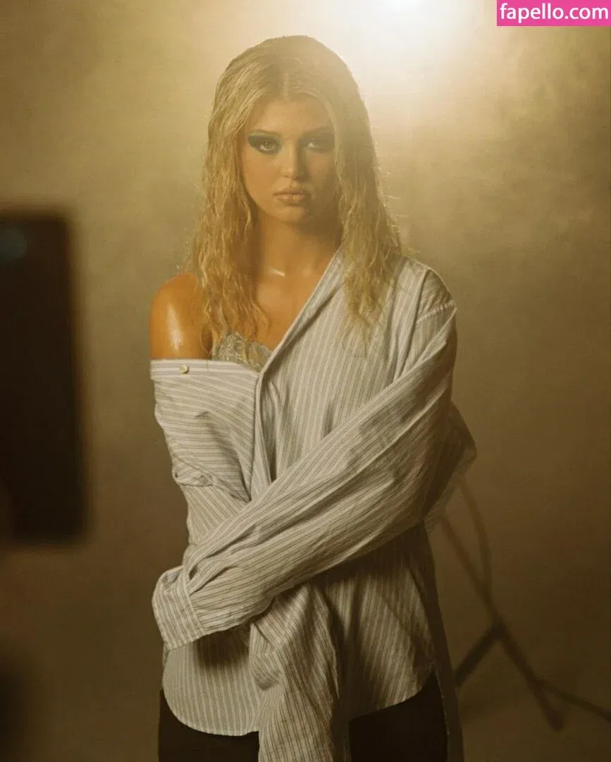 Loren Gray Onlyfans Photo Gallery 