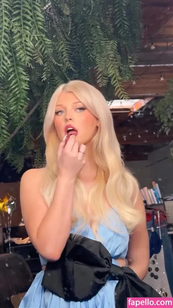 Loren Gray Onlyfans Photo Gallery 