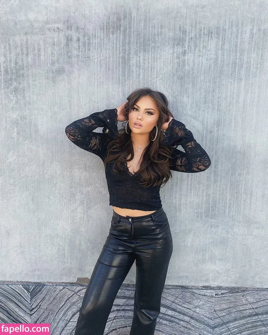 Loren Gray Onlyfans Photo Gallery 