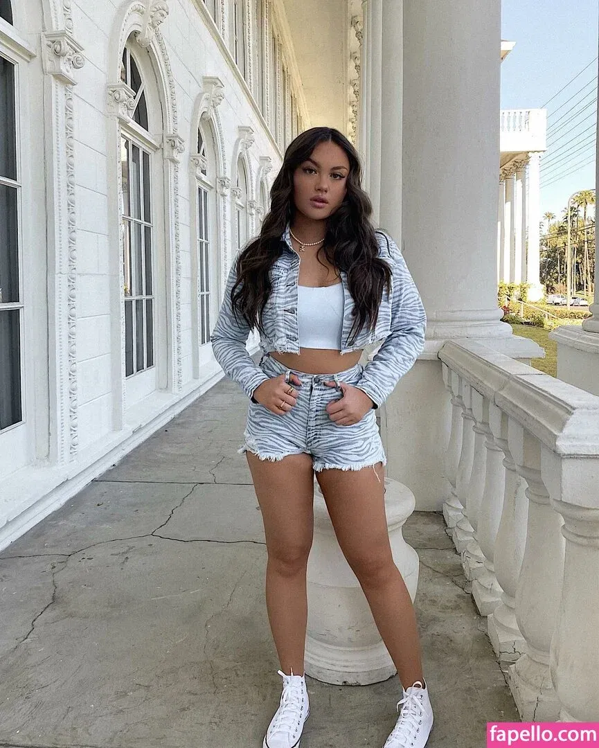 Loren Gray Onlyfans Photo Gallery 