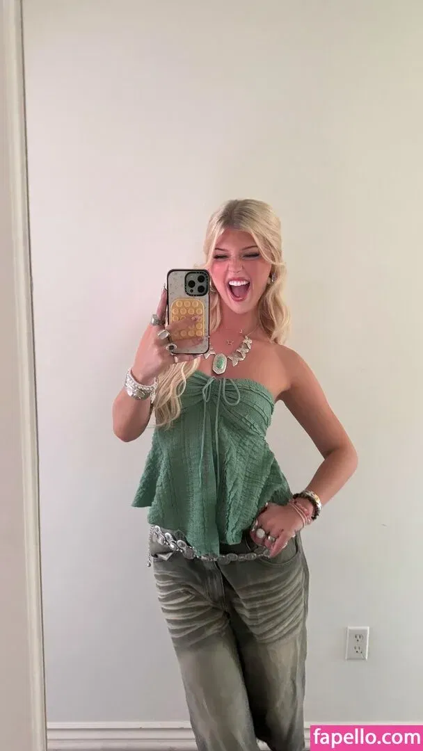 Loren Gray Onlyfans Photo Gallery 