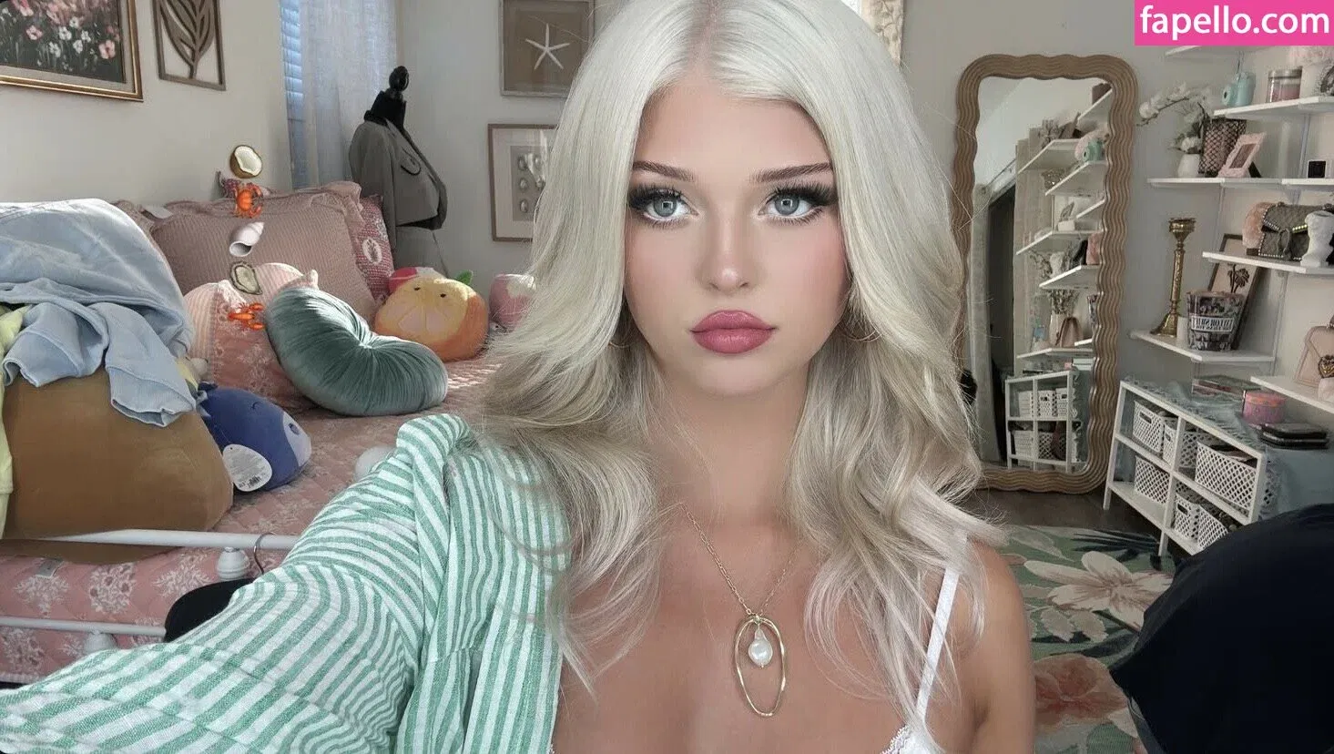 Loren Gray Onlyfans Photo Gallery 