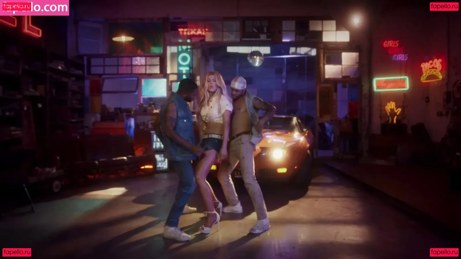 Loren Gray Onlyfans Photo Gallery 