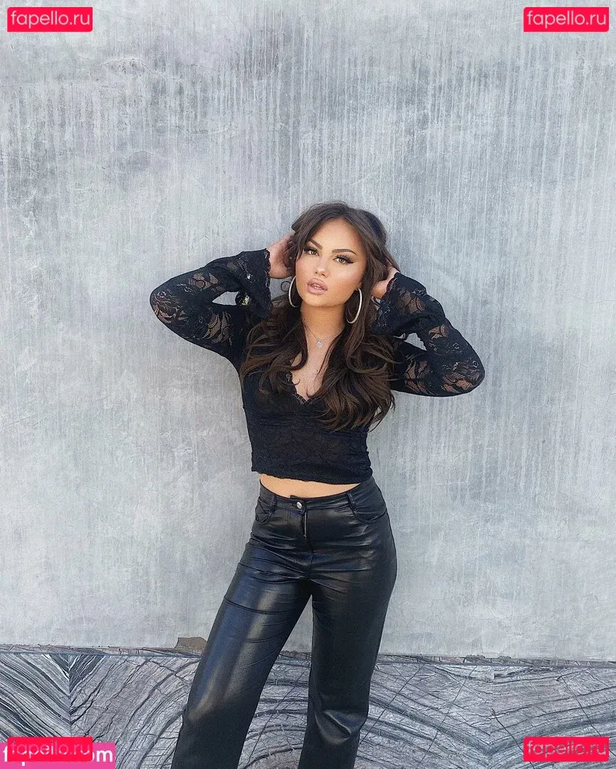 Loren Gray Onlyfans Photo Gallery 