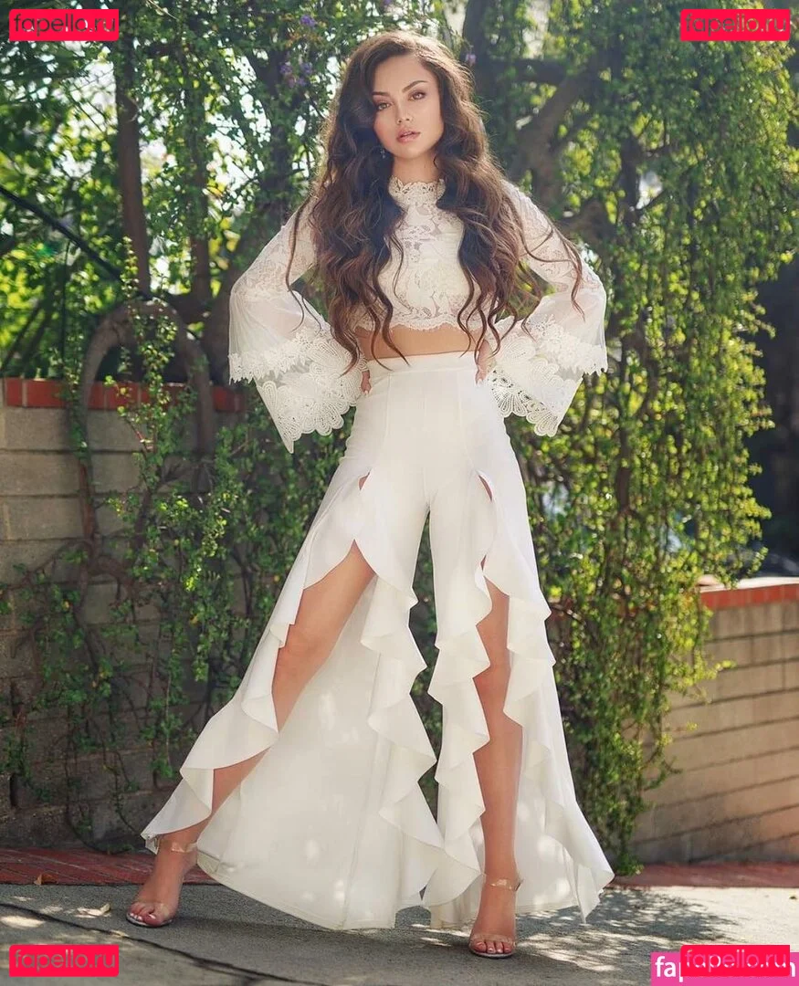 Loren Gray Onlyfans Photo Gallery 