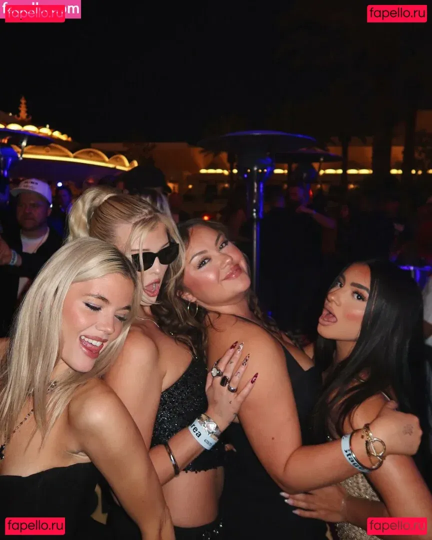 Loren Gray Onlyfans Photo Gallery 