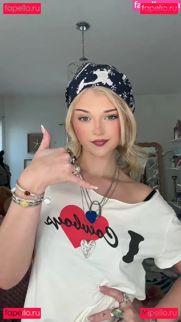 Loren Gray Onlyfans Photo Gallery 