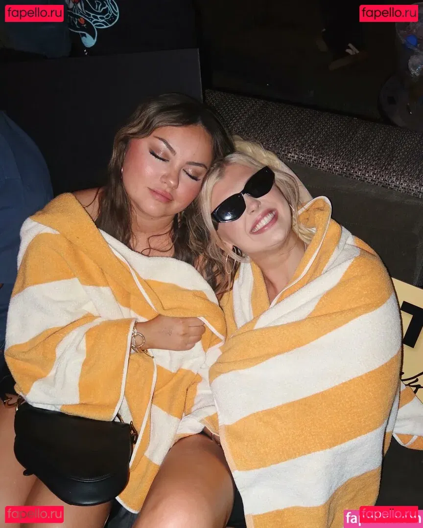 Loren Gray Onlyfans Photo Gallery 