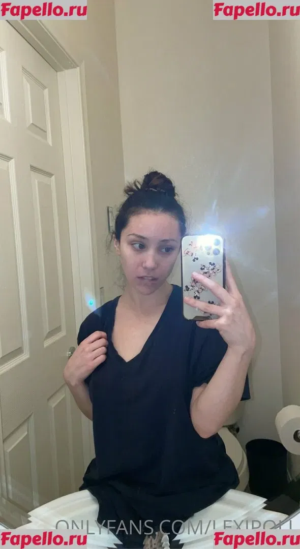 Lexipoll Onlyfans Photo Gallery 
