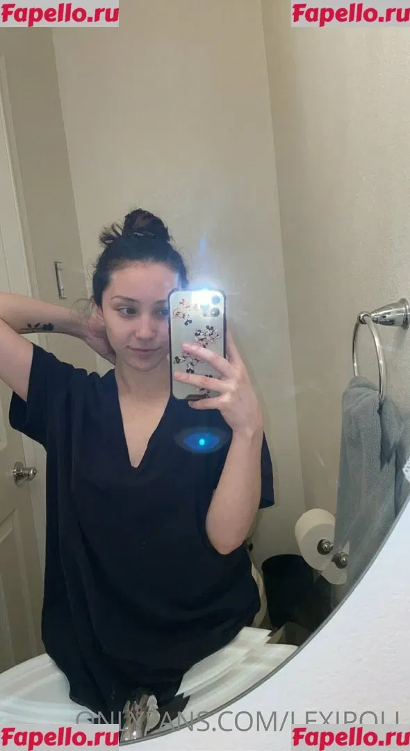 Lexipoll Onlyfans Photo Gallery 