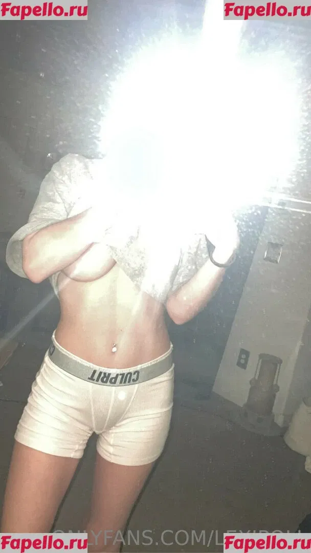 Lexipoll Onlyfans Photo Gallery 