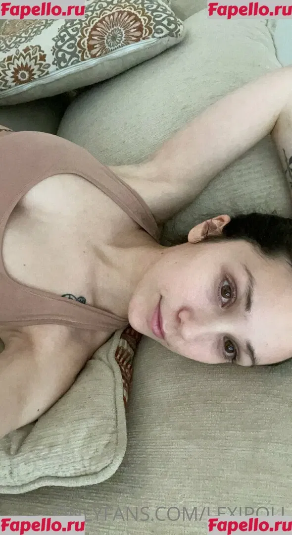 Lexipoll Onlyfans Photo Gallery 
