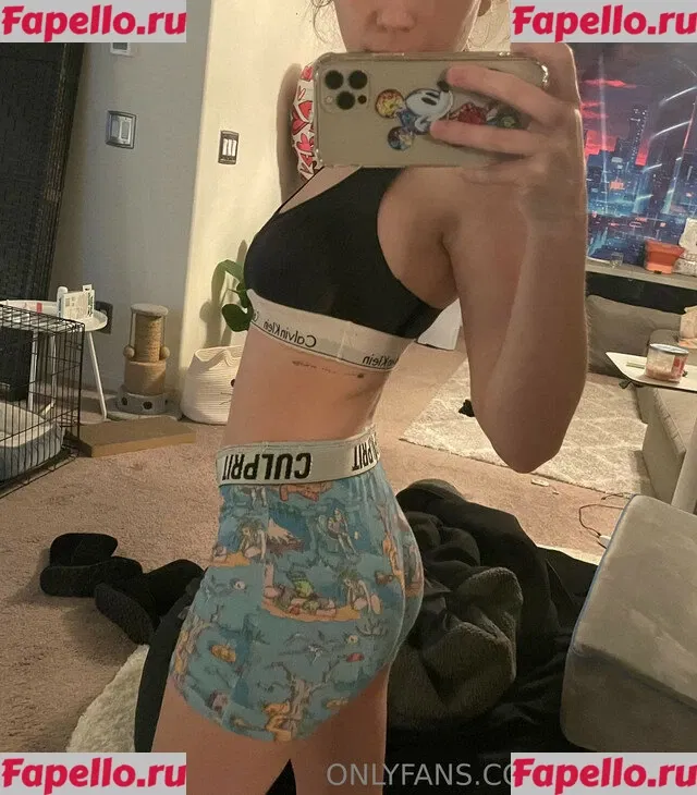 Lexipoll Onlyfans Photo Gallery 