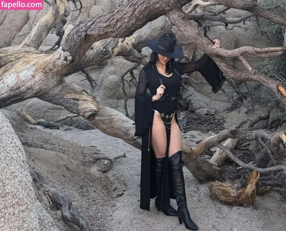 Lexipoll Onlyfans Photo Gallery 