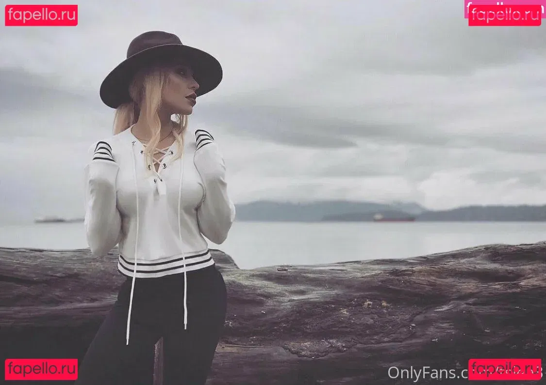 luvluvuxuluvluv Onlyfans Photo Gallery 