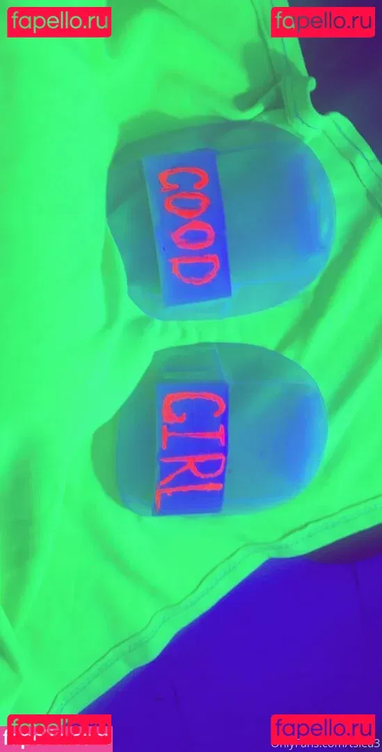 luvluvuxuluvluv Onlyfans Photo Gallery 